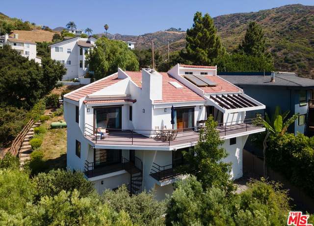Property at 26533 Ocean View Dr, Malibu, CA 90265, 4 beds, 4 baths