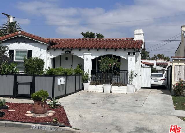 Property at 715 W 104th St, Los Angeles, CA 90044, 4 beds, 2 baths