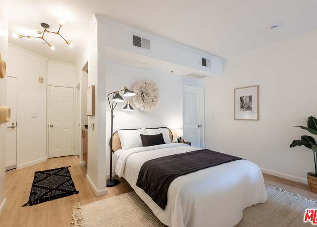 Property at 620 S Gramercy Pl #123, Los Angeles, CA 90005, 1 bath