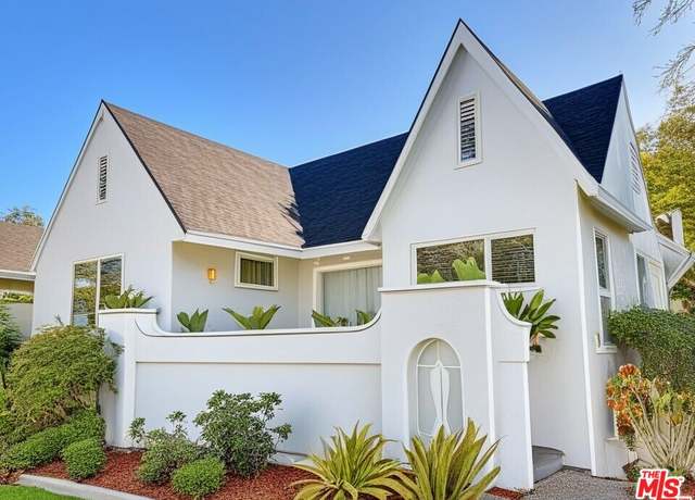 Property at 1618 S Burnside Ave, Los Angeles, CA 90019, 3 beds, 2 baths