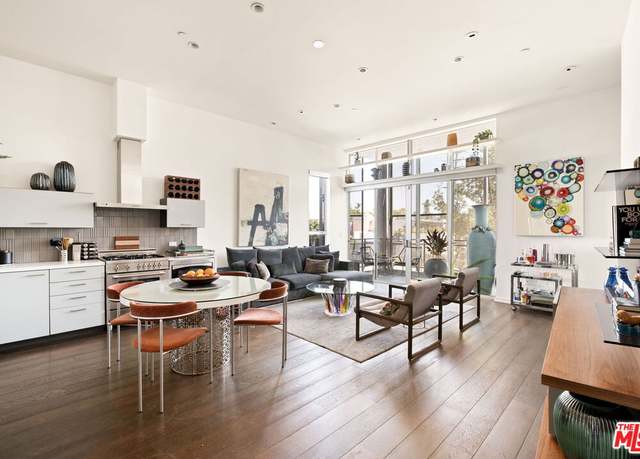 Property at 751 N Fairfax Ave #4, Los Angeles, CA 90046, 2 beds, 2 baths