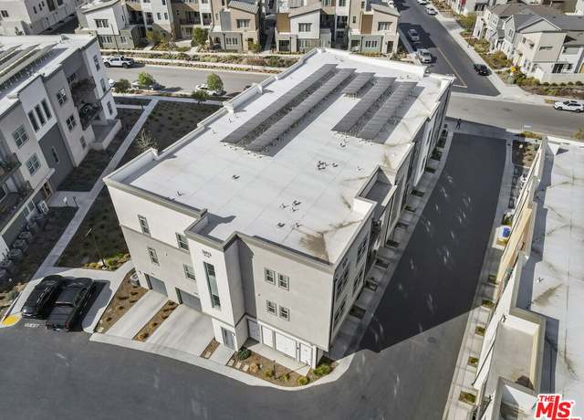 Property at 26976 Prospector Rd #205, Valencia, CA 91381, 3 beds, 2 baths