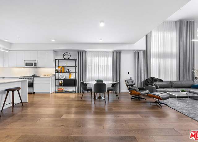 Property at 1433 14th St #10, Santa Monica, CA 90404, 3 beds, 4 baths