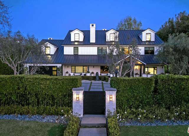 Property at 124 S Cliffwood Ave, Los Angeles, CA 90049, 7 beds, 7.5 baths