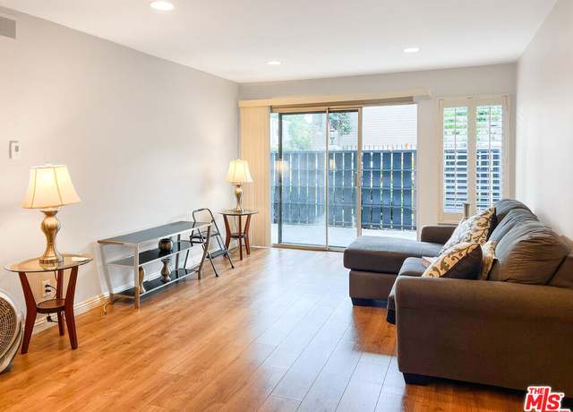 Property at 18645 Hatteras St #110, Tarzana, CA 91356, 1 bed, 1 bath