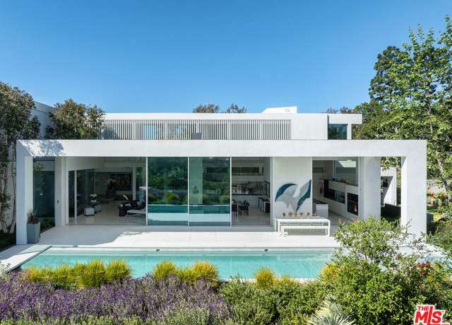 Property at 12251 Castlegate Dr, Los Angeles, CA 90049, 4 beds, 5 baths