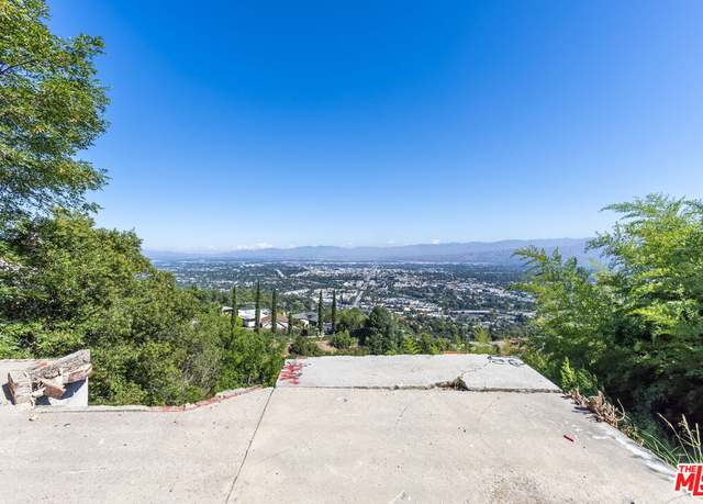 Property at 7803 Torreyson Dr, Los Angeles, CA 90046