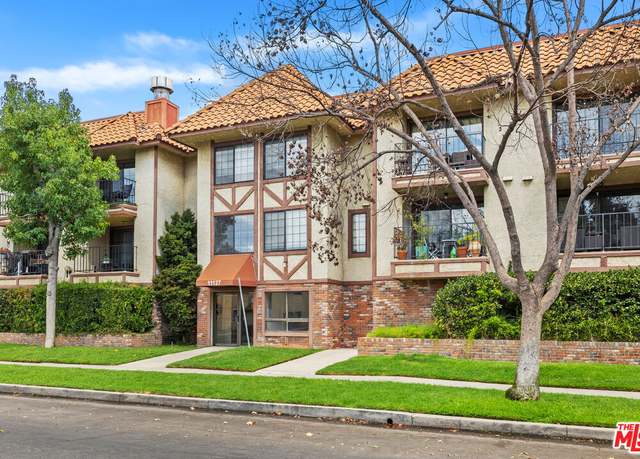 Property at 11127 La Maida St #9, North Hollywood, CA 91601, 3 beds, 2.5 baths
