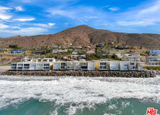 Property at 11770 Pacific Coast Hwy Unit D, Malibu, CA 90265, 3 beds, 3.5 baths