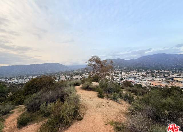 Property at 9739 N Estaban Way, Tujunga, CA 91042