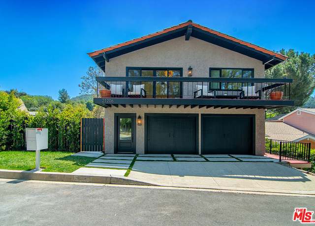 Property at 21206 Escondido St, Woodland Hills, CA 91364, 3 beds, 3.5 baths
