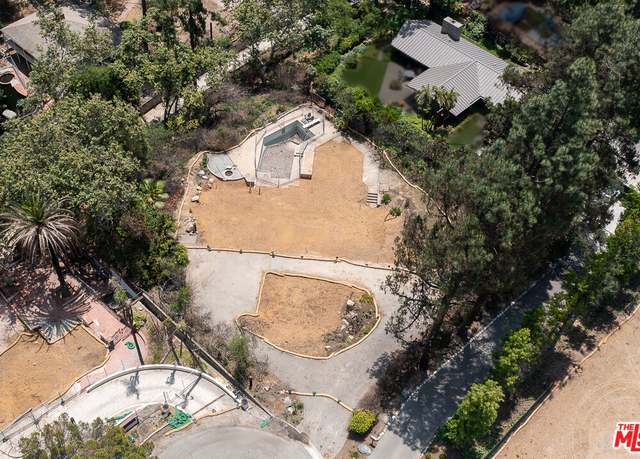 Property at 1414 E Palm St, Altadena, CA 91001