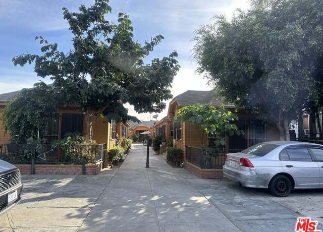 Property at 420 E 51st St, Los Angeles, CA 90011, 9 beds, 6 baths