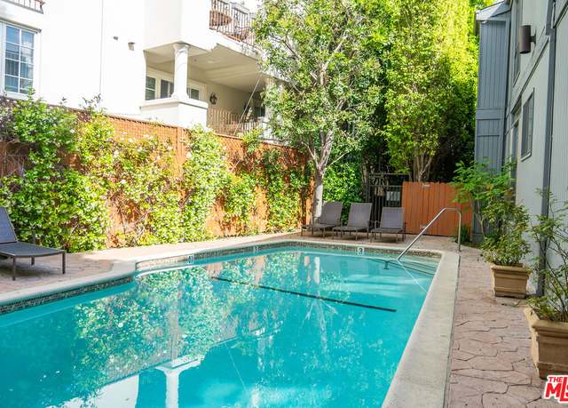 Property at 880 Hilldale Ave #10, West Hollywood, CA 90069, 2 beds, 2.5 baths
