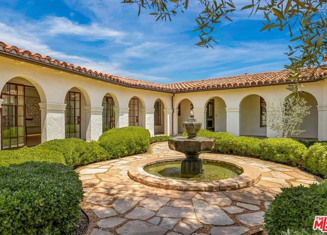 Property at 300 N Tigertail Rd, Los Angeles, CA 90049, 4 beds, 5 baths