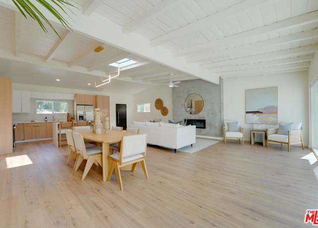 Property at 1981 Wilbur Ave, San Diego, CA 92109, 3 beds, 2 baths