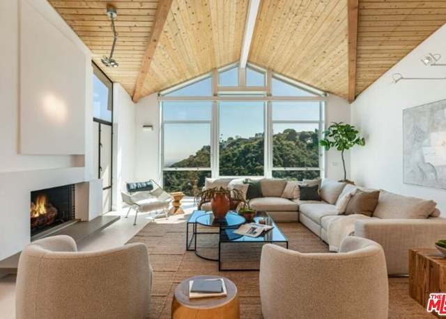 Property at 1063 Stradella Rd, Los Angeles, CA 90077, 4 beds, 3.5 baths