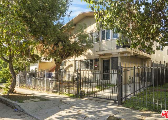 Property at 5727 Virginia Ave, Los Angeles, CA 90038, 10 beds, 12 baths