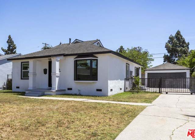Property at 614 E 122nd St, Los Angeles, CA 90059, 3 beds, 2 baths