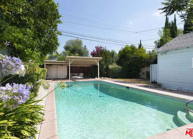 Property at 14755 Huston St, Sherman Oaks, CA 91403, 2 beds, 2 baths