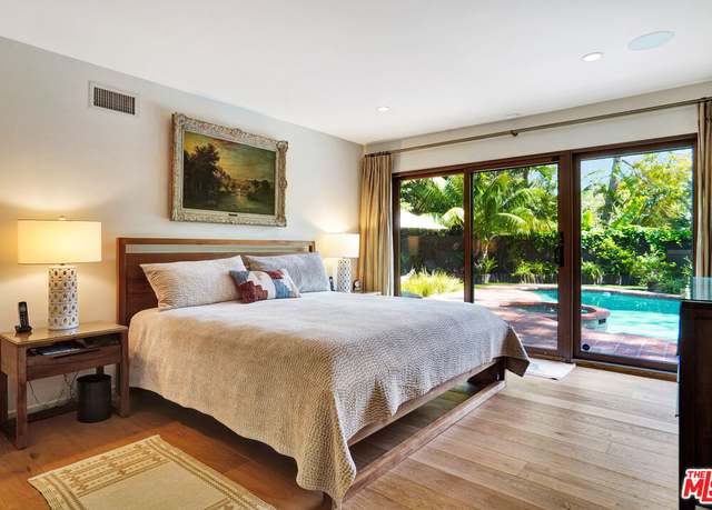 Property at 30612 Sicomoro Dr, Malibu, CA 90265, 4 beds, 3 baths