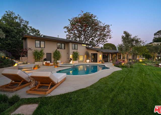 Property at 7840 Torreyson Dr, Los Angeles, CA 90046, 4 beds, 5.5 baths