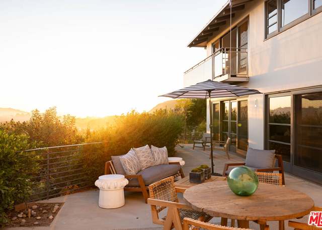 Property at 6300 Mulholland Hwy, Los Angeles, CA 90068, 4 beds, 4.5 baths
