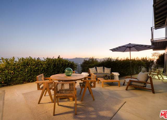 Property at 6300 Mulholland Hwy, Los Angeles, CA 90068, 4 beds, 4.5 baths