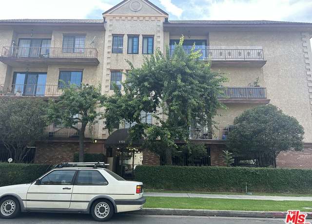 Property at 1101 Rexford Dr #102, Los Angeles, CA 90035, 2 beds, 2 baths
