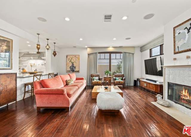 Property at 849 14th St #8, Santa Monica, CA 90403, 3 beds, 2.5 baths