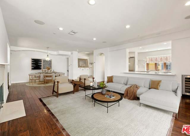 Property at 849 14th St #8, Santa Monica, CA 90403, 3 beds, 2.5 baths