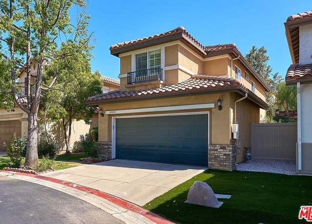 Property at 18802 Electra Ct, Canyon Country, CA 91351, 4 beds, 3 baths