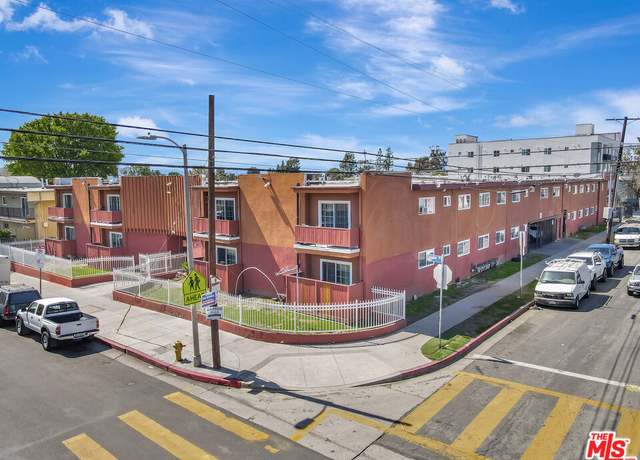Property at 8861 Langdon Ave, North Hills, CA 91343, 51 beds, 51 baths