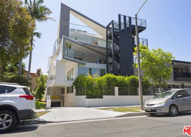 Property at 621 N Kings Rd #3, West Hollywood, CA 90048, 2 beds, 3 baths