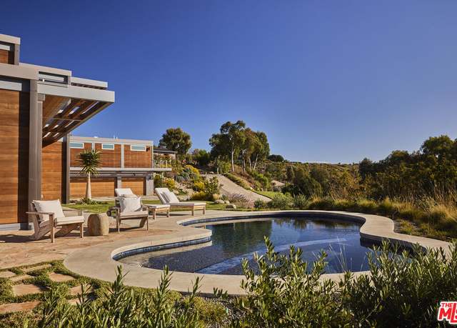 Property at 5924 Bonsall Dr, Malibu, CA 90265, 6 beds, 5 baths