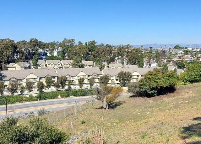 Property at 4600 Don Lorenzo Dr #26, Los Angeles, CA 90008, 2 beds, 3 baths