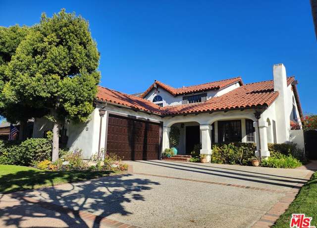 Property at 28 Westport, Manhattan Beach, CA 90266, 4 beds, 2.5 baths