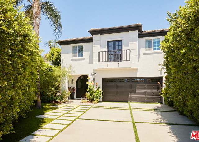 Property at 7676 Coldwater Canyon Ct, North Hollywood, CA 91605, 5 beds, 4.5 baths