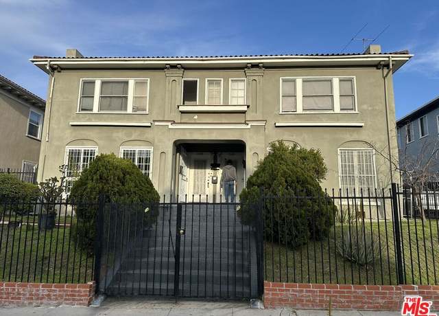 Property at 154 S Manhattan Pl, Los Angeles, CA 90004, 8 beds, 4 baths