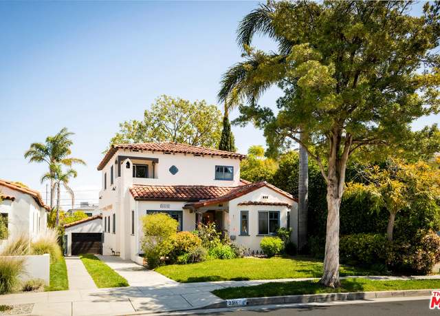 Property at 2311 30th St, Santa Monica, CA 90405, 4 beds, 3 baths