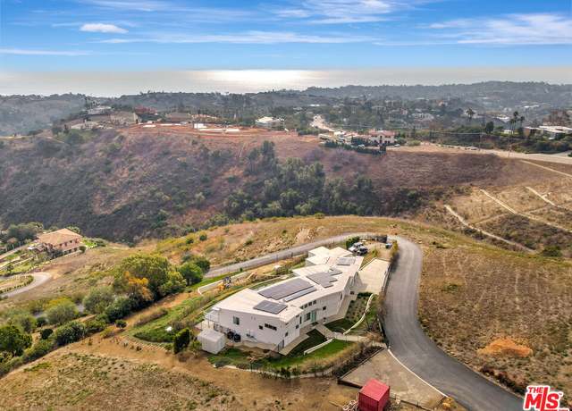 Property at 28405 Via Acero St, Malibu, CA 90265, 8 beds, 8 baths