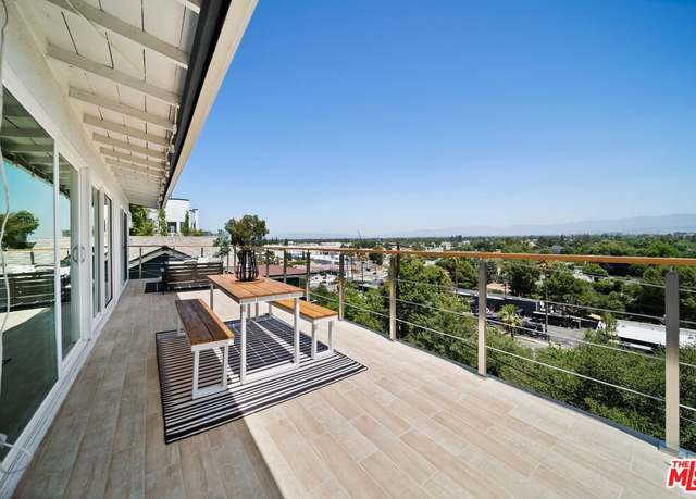 Property at 11689 Picturesque Dr, Studio City, CA 91604, 3 beds, 3 baths