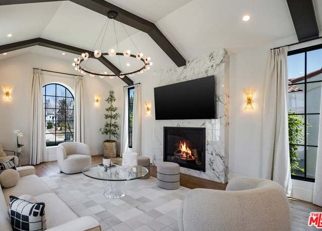 Property at 521 N Formosa Ave, Los Angeles, CA 90036, 4 beds, 5 baths