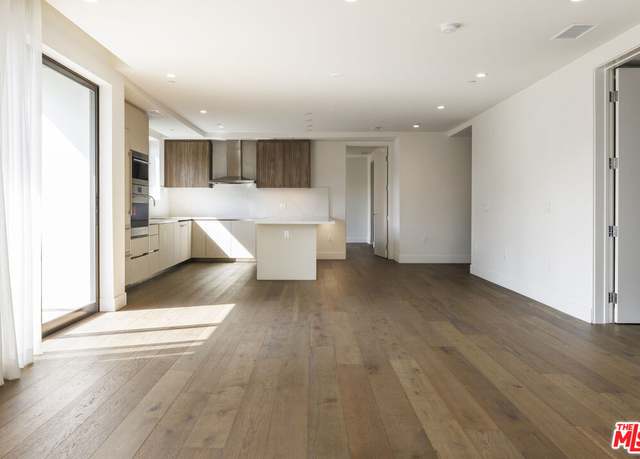 Property at 411 S Hamel Rd #308, Los Angeles, CA 90048, 2 beds, 2.5 baths
