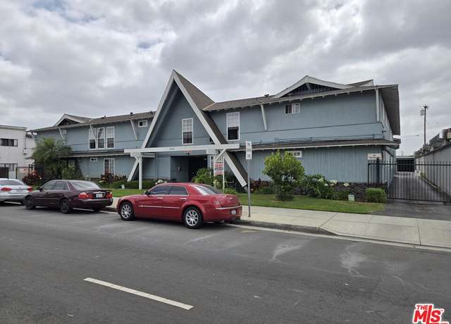 Property at 11560 Paramount Blvd, Downey, CA 90241, 7 beds, 4 baths