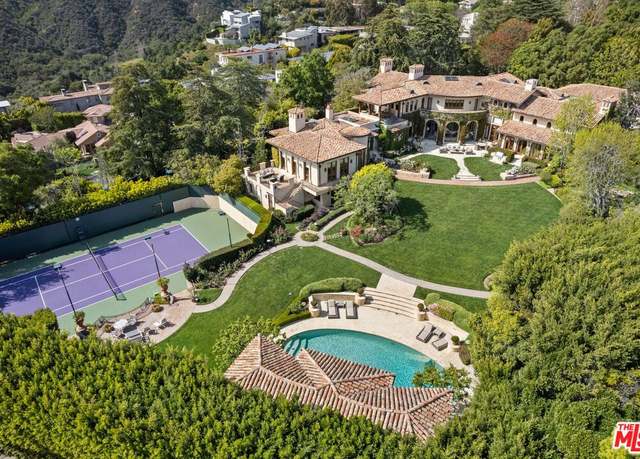 Property at 1550 Amalfi Dr, Pacific Palisades, CA 90272, 8 beds, 15 baths