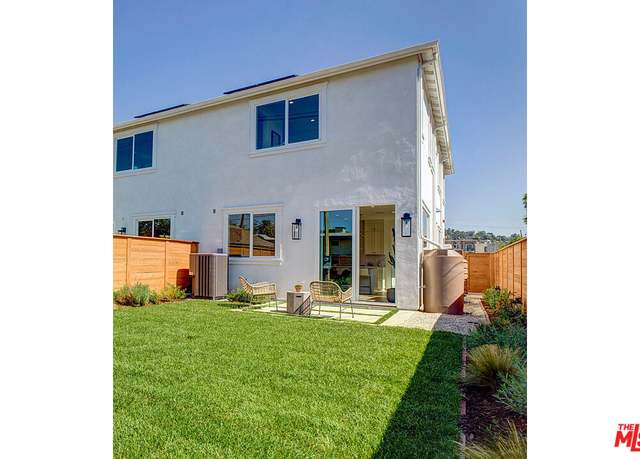 Property at 1209 N Commonwealth, Los Angeles, CA 90029, 3 beds, 2.5 baths