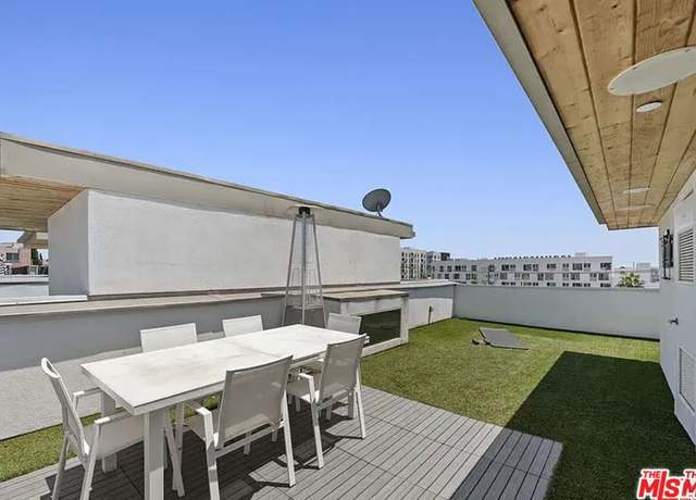 Property at 6728 W Hepburn Way, Los Angeles, CA 90038, 3 beds, 4 baths