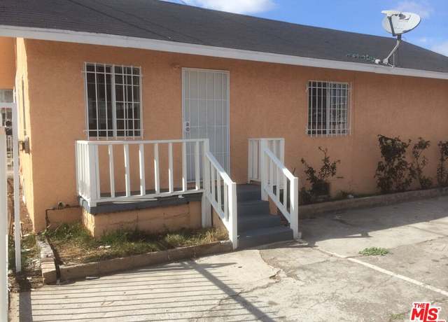 Property at 1031 W Century Blvd, Los Angeles, CA 90044, 6 beds, 2 baths