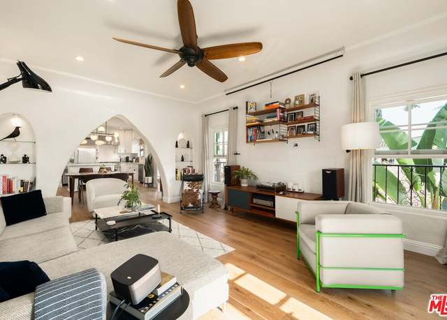 Property at 500 N Genesee Ave Unit 1/2, Los Angeles, CA 90036, 2 beds, 2 baths